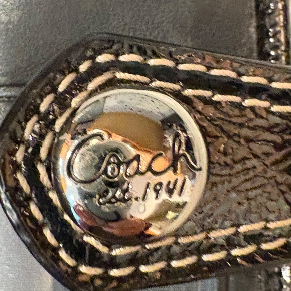 Coach Signature C Canvas Crossbody and matching wallet - Picture 13 of 16